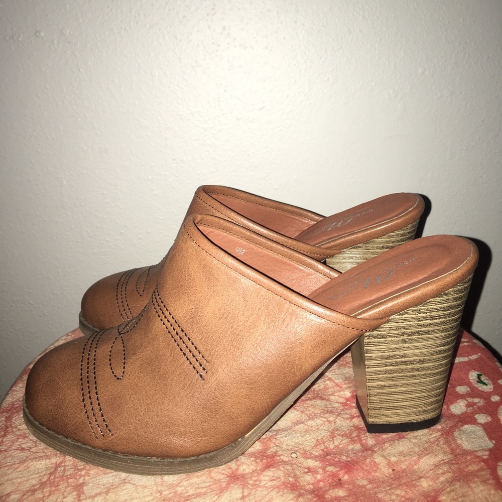 Midnight Velvet heeled mules